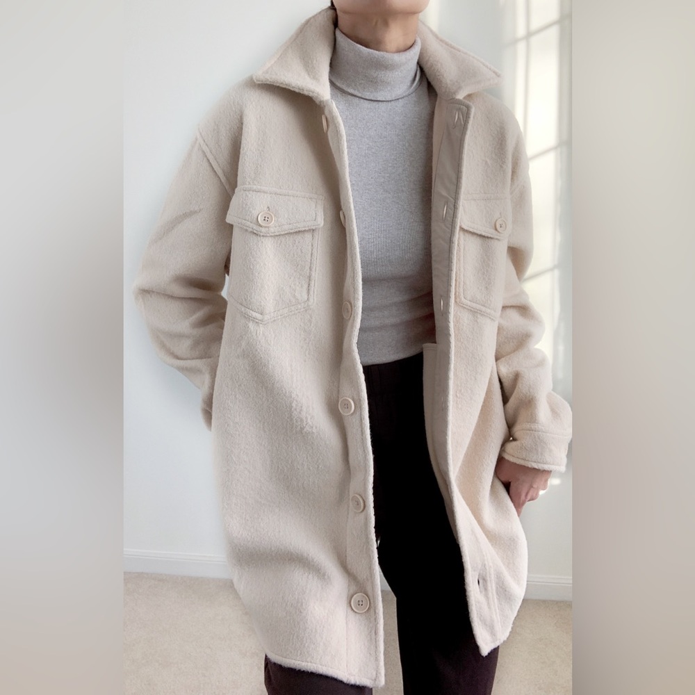 Cozy Fleece Shacket with pockets- ECRU - Picture 6 of 7